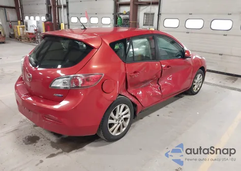 2013 Mazda Mazda3 I Touring z USA, uszkodzony, nr VIN JM1BL1L77D1821613